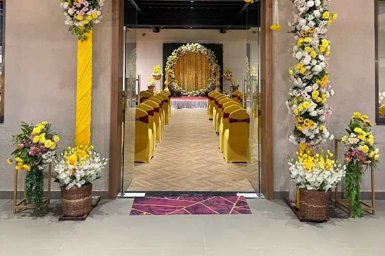 Coco Resort Banquets pune